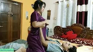 पड़ोसन आंटी की फुट फेटिश सेक्स कहानी ...